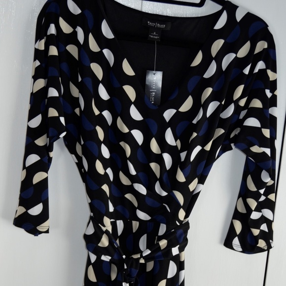 White House Black Market Fit & Flare Dress, 6
Excellent only worn once. - Picture 6 of 8